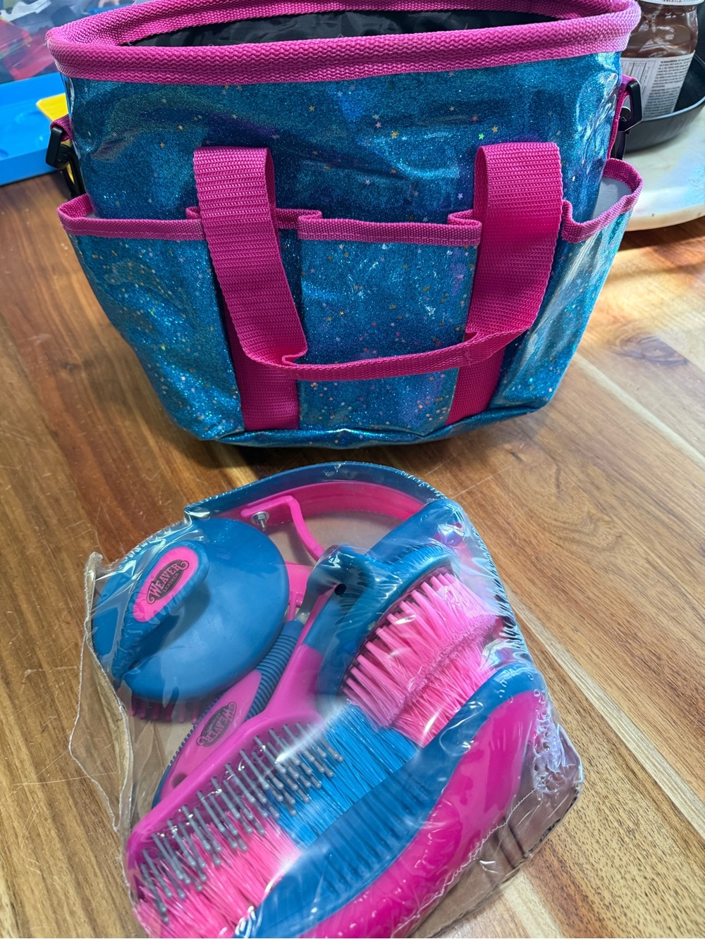 Weaver Leather Horse grooming Set with Blue & Pink Carry Bag brand new